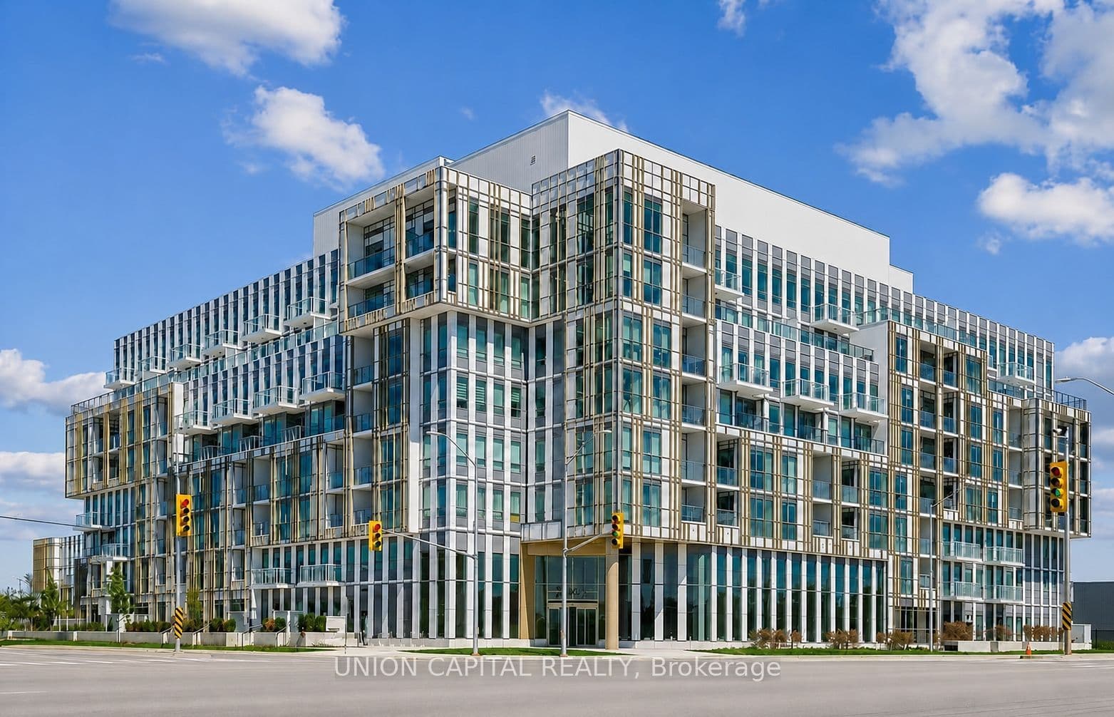 1005 Dundas Street E #709