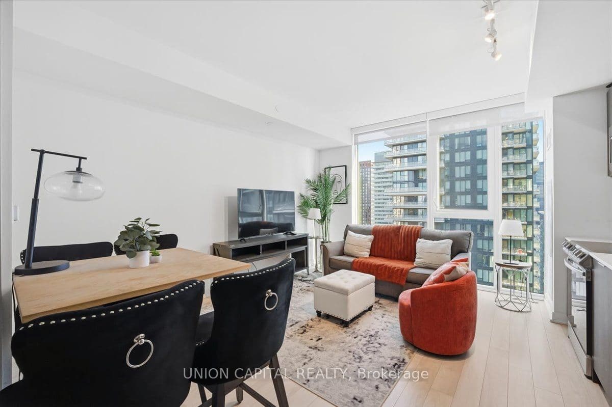 357 King Street W #3507 4