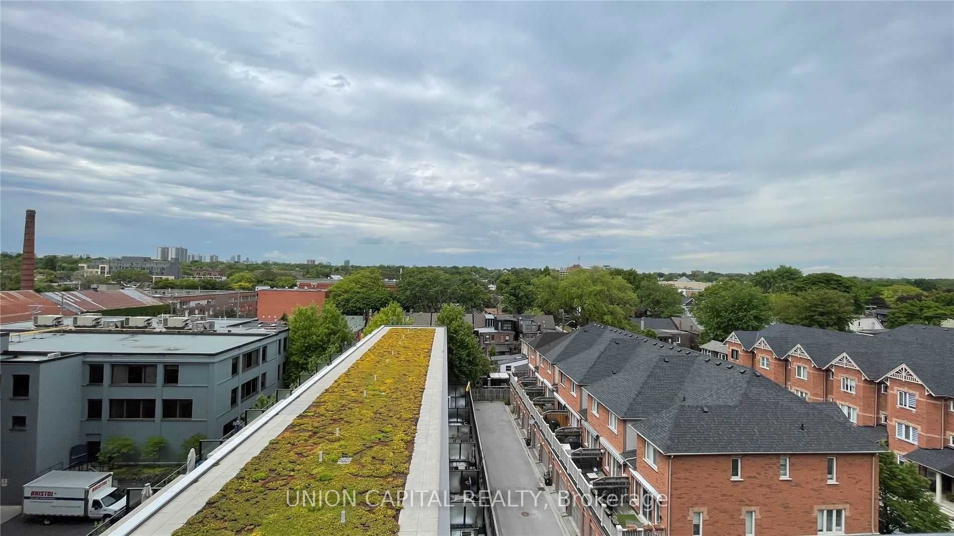 1190 Dundas Street E #707 5