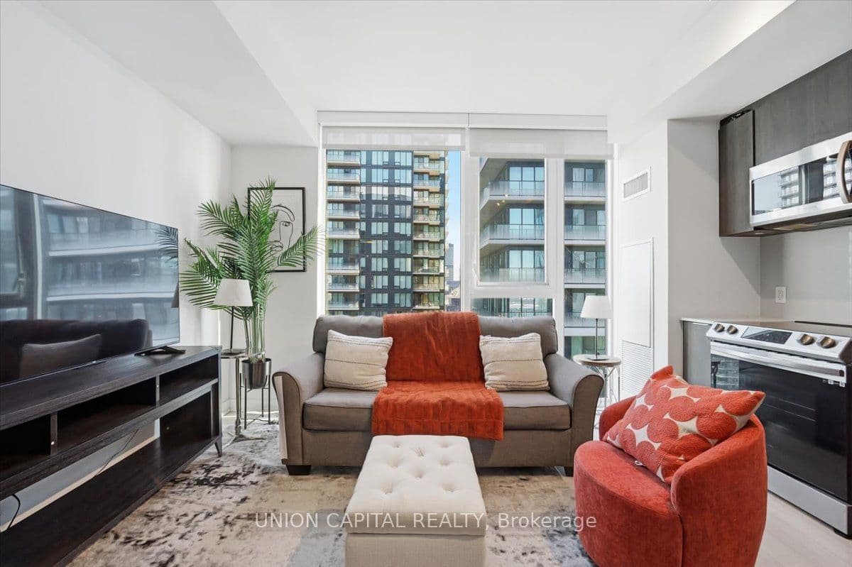 357 King Street W #3507 3