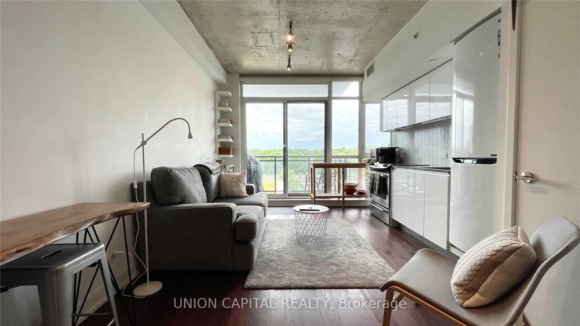 1190 Dundas Street E #707