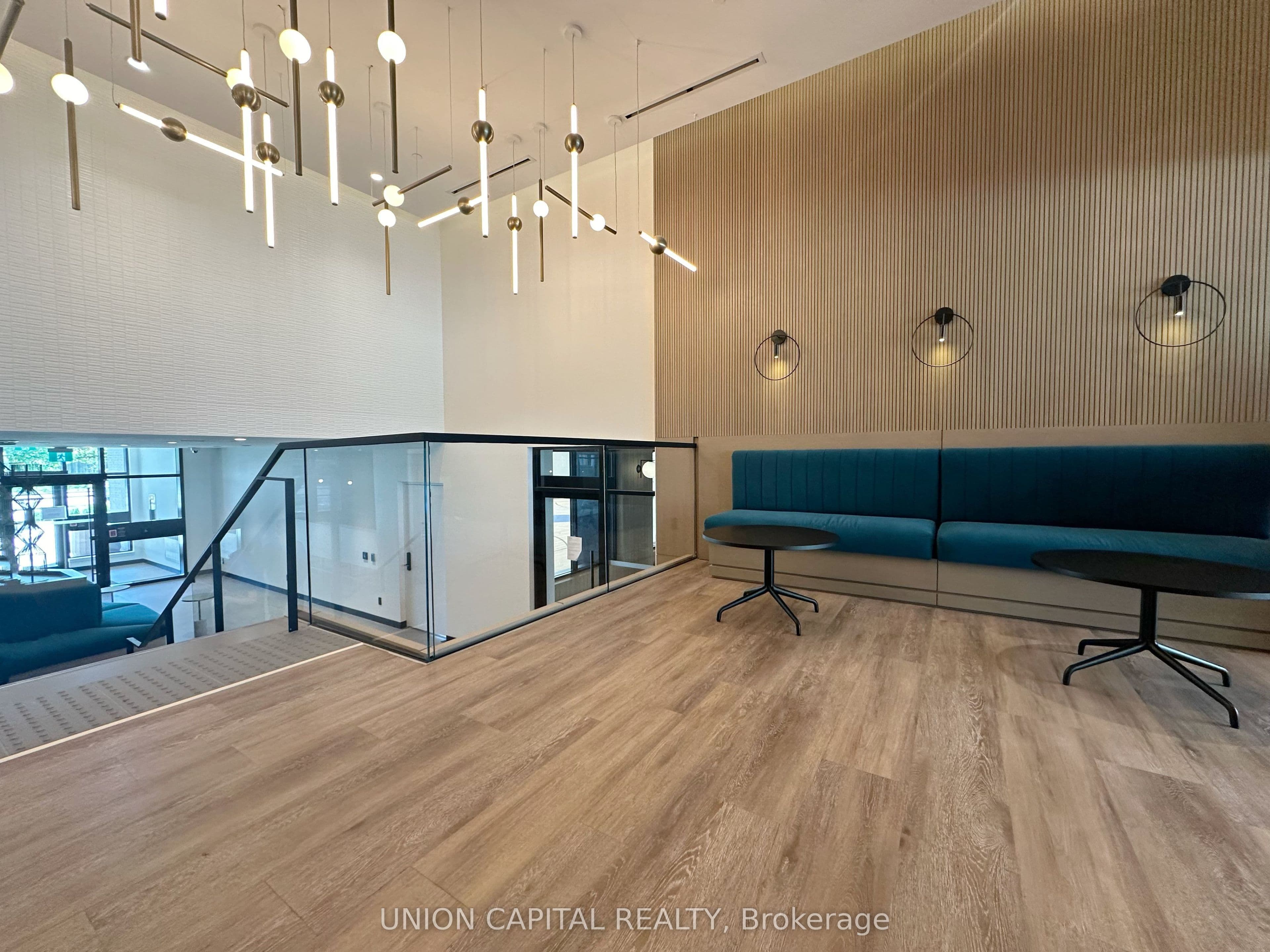 7950 Bathurst Street #1126 3