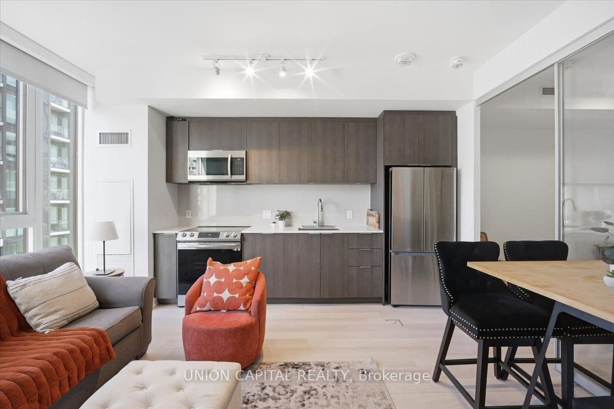 357 King Street W #3507 2